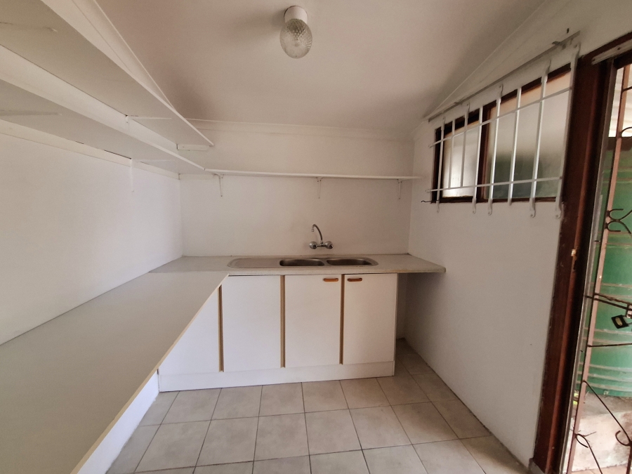 1 Bedroom Property for Sale in Fields Hill KwaZulu-Natal
