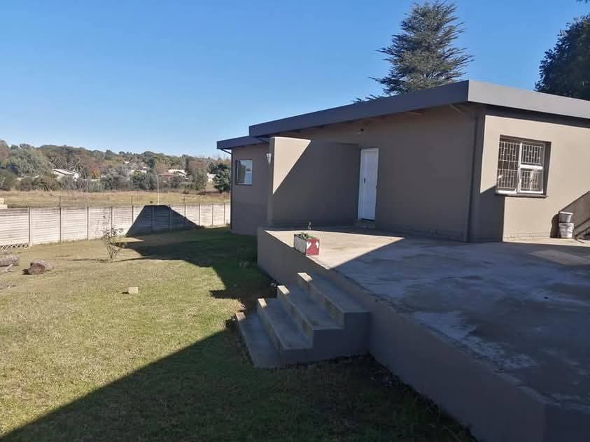 4 Bedroom Property for Sale in Pioneer Park KwaZulu-Natal