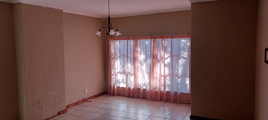 4 Bedroom Property for Sale in Pioneer Park KwaZulu-Natal