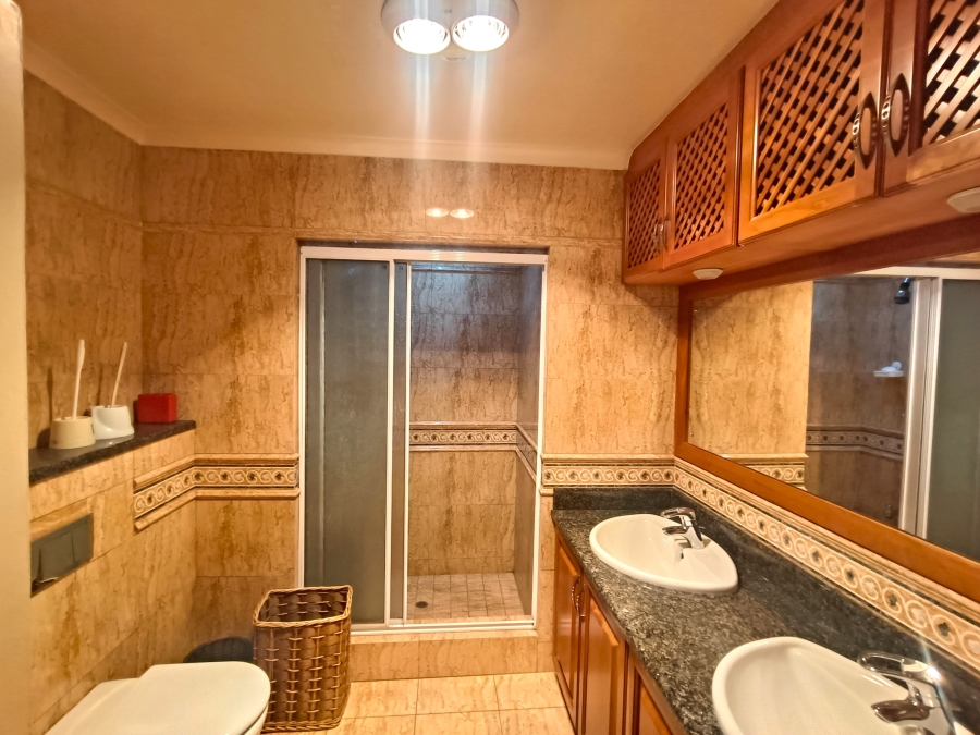To Let 3 Bedroom Property for Rent in Tuzi Gazi KwaZulu-Natal