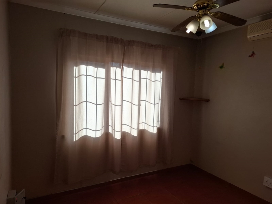 To Let 3 Bedroom Property for Rent in Birdswood KwaZulu-Natal