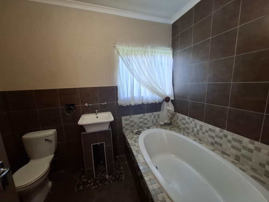 To Let 3 Bedroom Property for Rent in Birdswood KwaZulu-Natal
