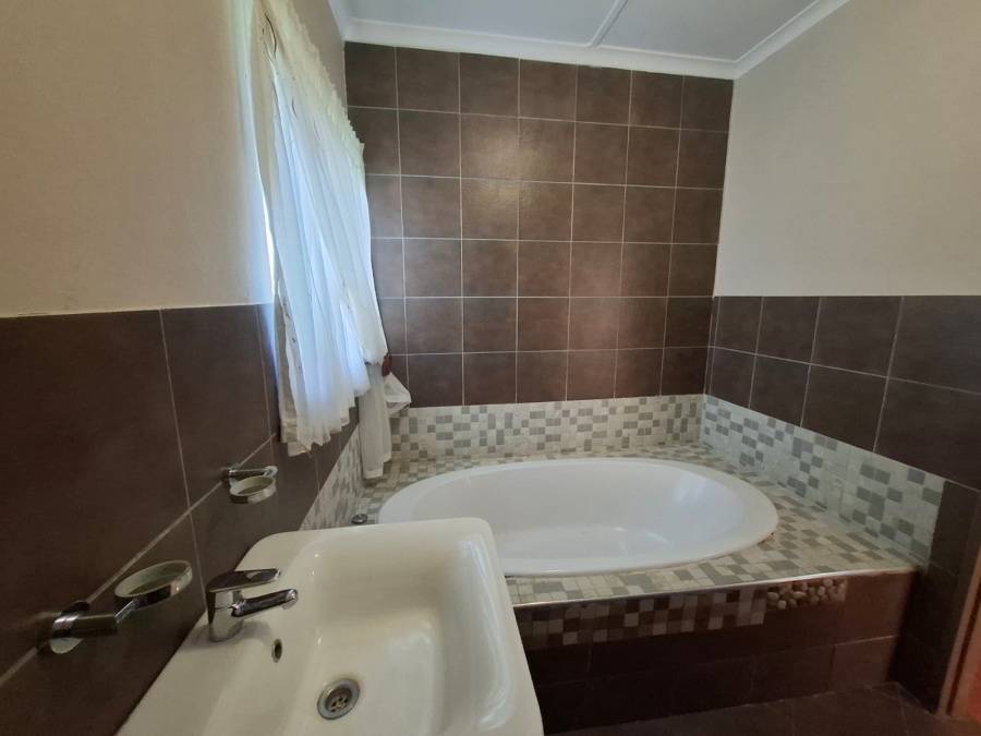 To Let 3 Bedroom Property for Rent in Birdswood KwaZulu-Natal