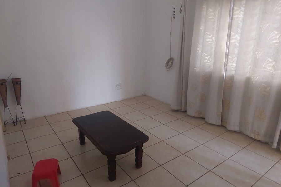 1 Bedroom Property for Sale in Grove End KwaZulu-Natal