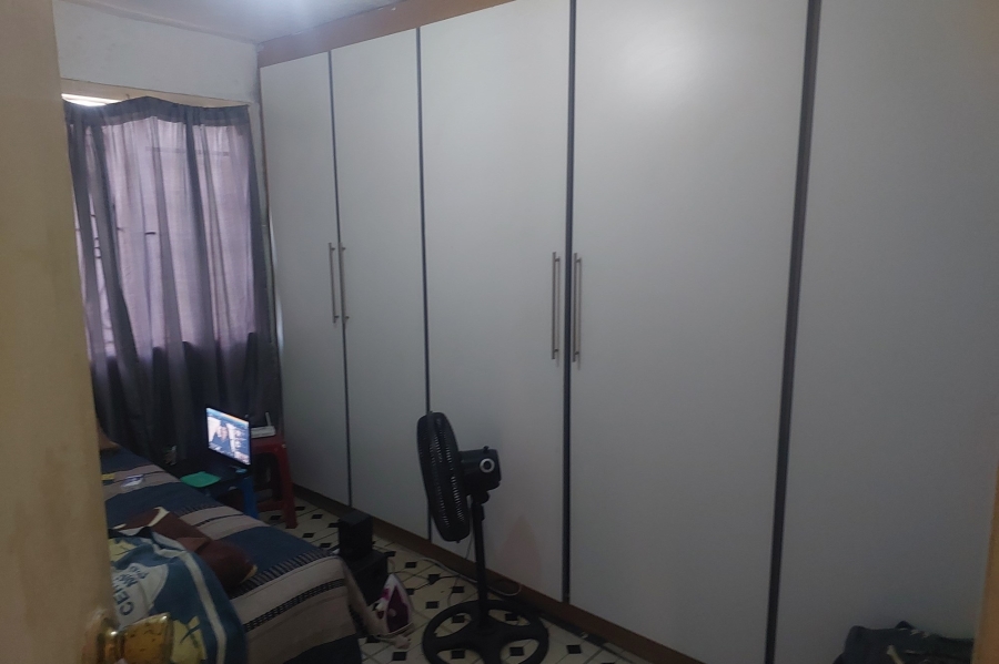 1 Bedroom Property for Sale in Grove End KwaZulu-Natal