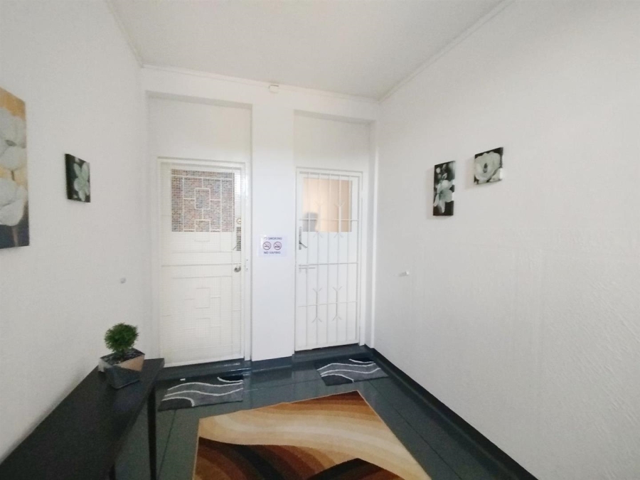 2 Bedroom Property for Sale in Morningside KwaZulu-Natal