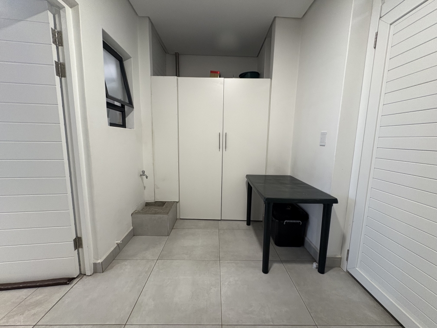 1 Bedroom Property for Sale in Umhlanga Ridge KwaZulu-Natal