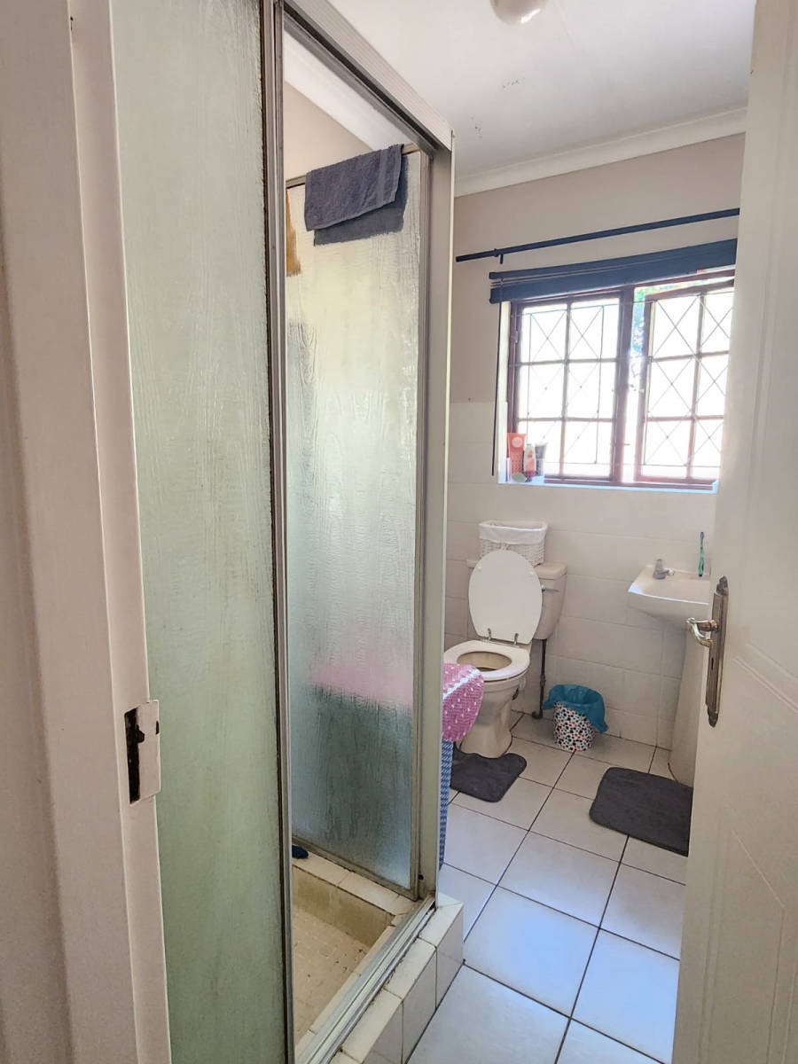 To Let 3 Bedroom Property for Rent in Waterfall KwaZulu-Natal