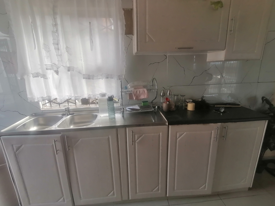3 Bedroom Property for Sale in Kwamakutha KwaZulu-Natal
