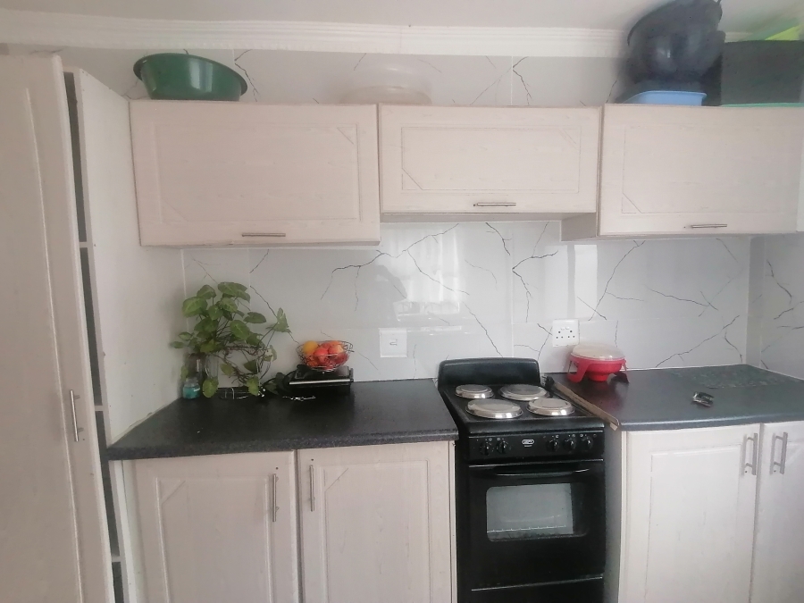 3 Bedroom Property for Sale in Kwamakutha KwaZulu-Natal