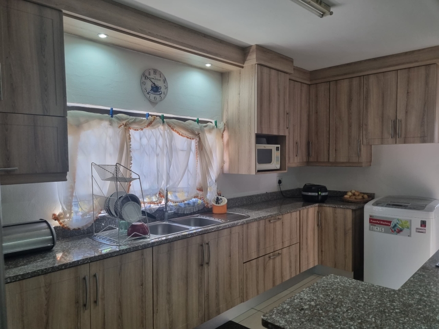3 Bedroom Property for Sale in Crossmoor KwaZulu-Natal