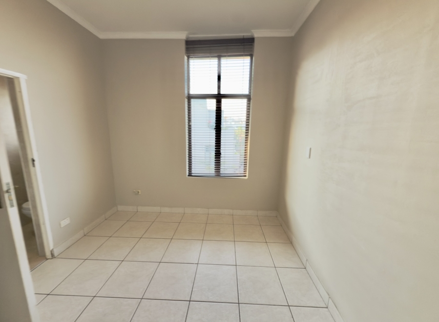 To Let 4 Bedroom Property for Rent in Umhlanga KwaZulu-Natal