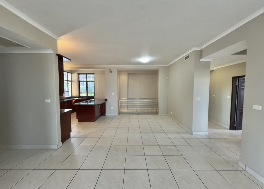 To Let 4 Bedroom Property for Rent in Umhlanga KwaZulu-Natal