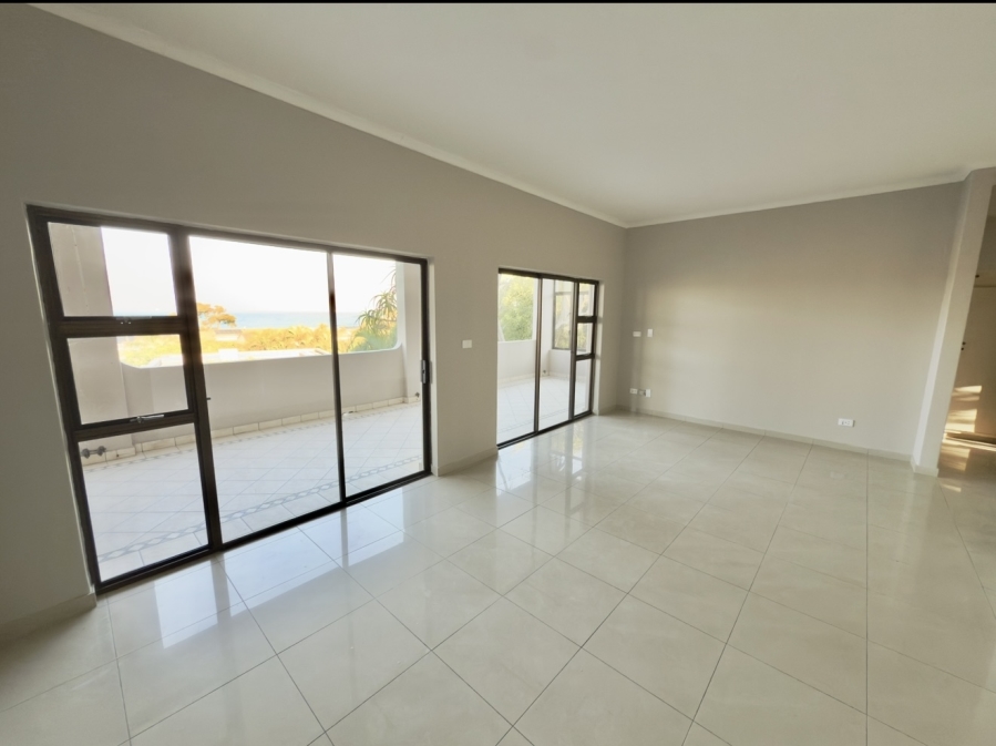 To Let 4 Bedroom Property for Rent in Umhlanga KwaZulu-Natal