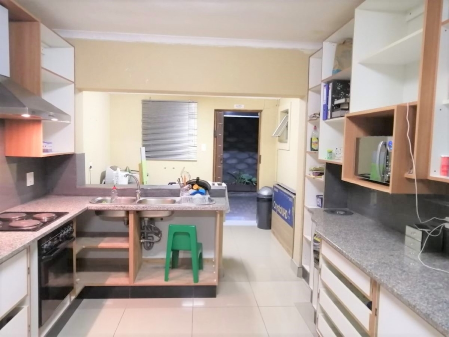 To Let 1 Bedroom Property for Rent in Bluff KwaZulu-Natal