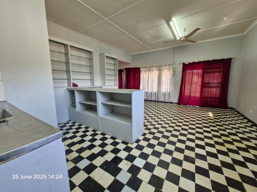 6 Bedroom Property for Sale in Malvern KwaZulu-Natal