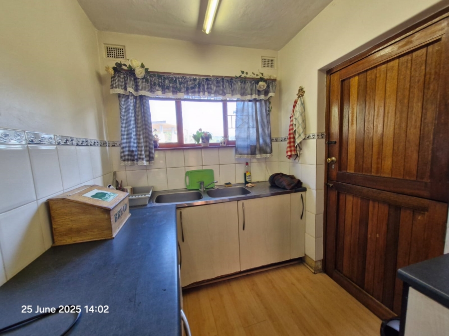 6 Bedroom Property for Sale in Malvern KwaZulu-Natal