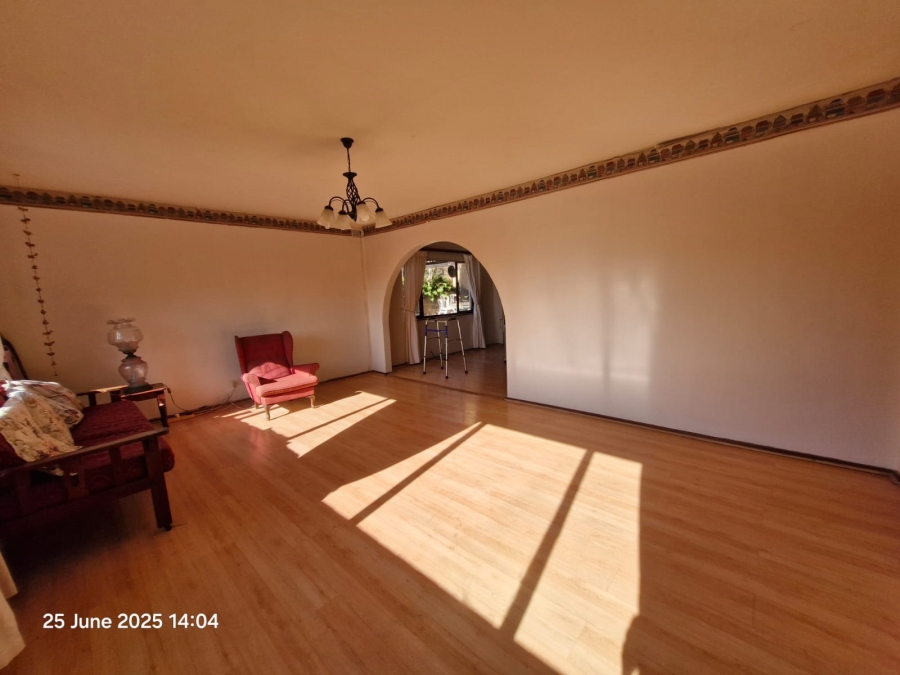 6 Bedroom Property for Sale in Malvern KwaZulu-Natal