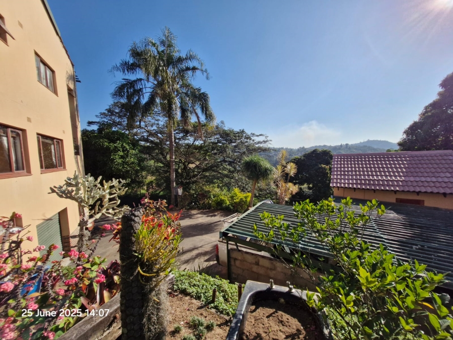 6 Bedroom Property for Sale in Malvern KwaZulu-Natal