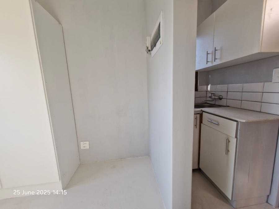 6 Bedroom Property for Sale in Malvern KwaZulu-Natal