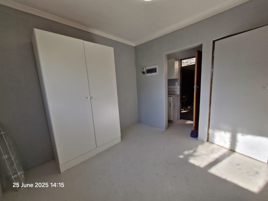 6 Bedroom Property for Sale in Malvern KwaZulu-Natal