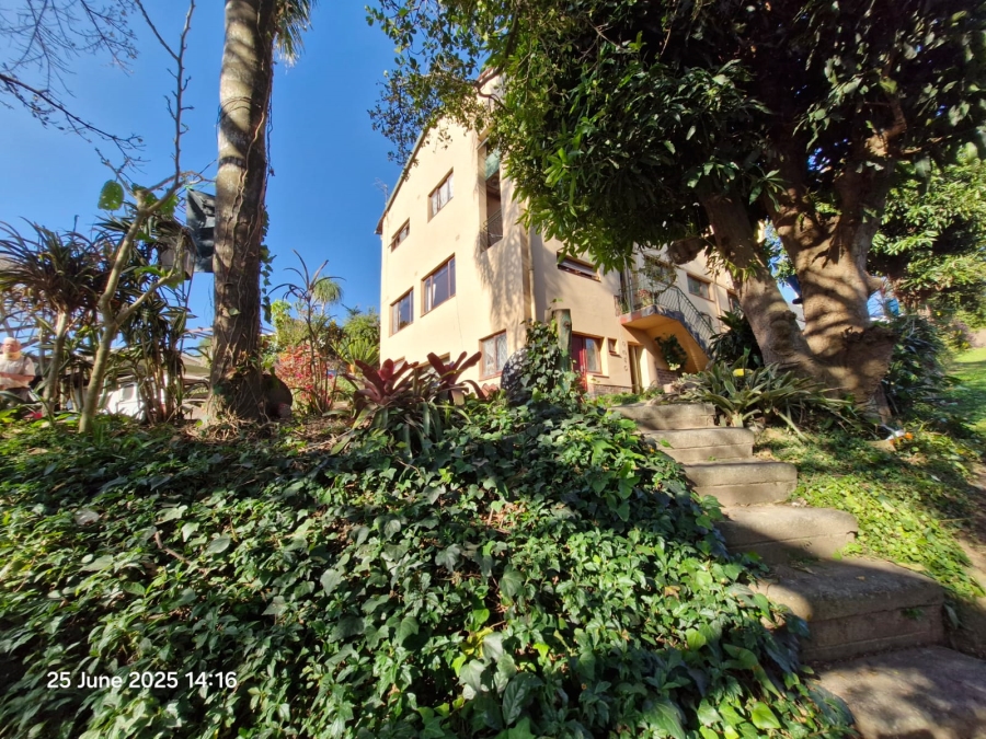 6 Bedroom Property for Sale in Malvern KwaZulu-Natal