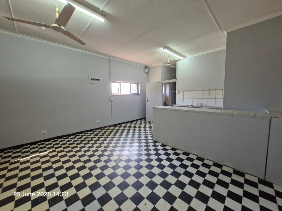 6 Bedroom Property for Sale in Malvern KwaZulu-Natal