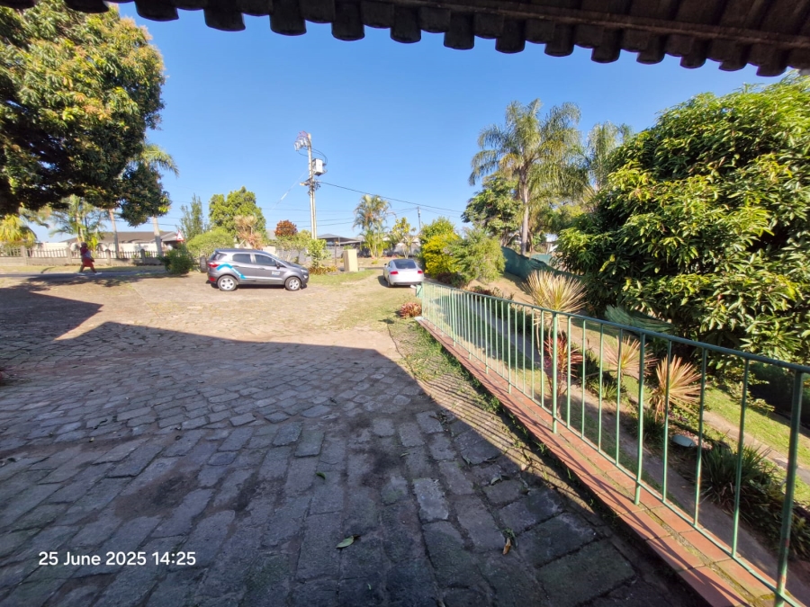 6 Bedroom Property for Sale in Malvern KwaZulu-Natal