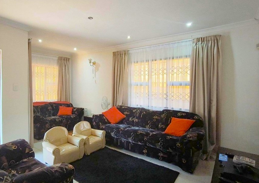 3 Bedroom Property for Sale in Bakerville Heights KwaZulu-Natal