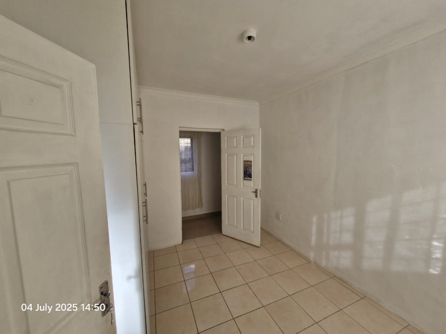 To Let 2 Bedroom Property for Rent in Bellair KwaZulu-Natal