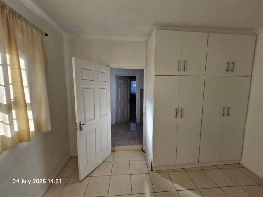 To Let 2 Bedroom Property for Rent in Bellair KwaZulu-Natal
