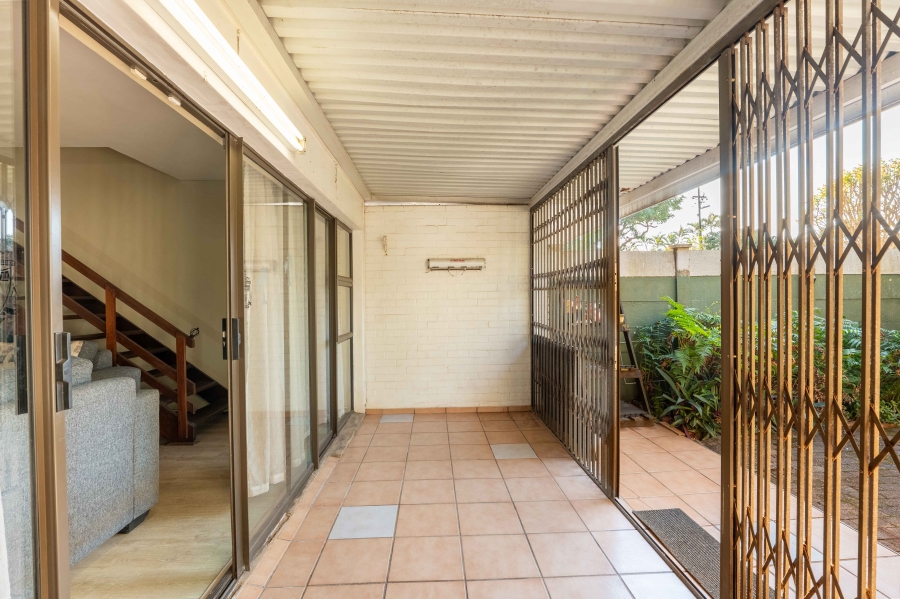 2 Bedroom Property for Sale in Warner Beach KwaZulu-Natal