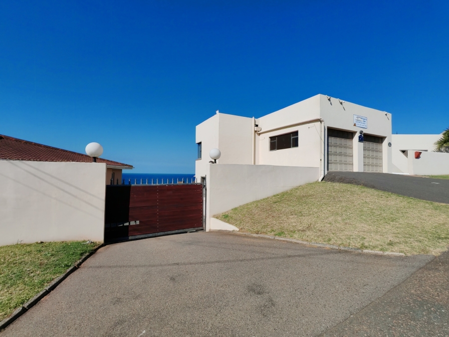 8 Bedroom Property for Sale in Ocean View KwaZulu-Natal