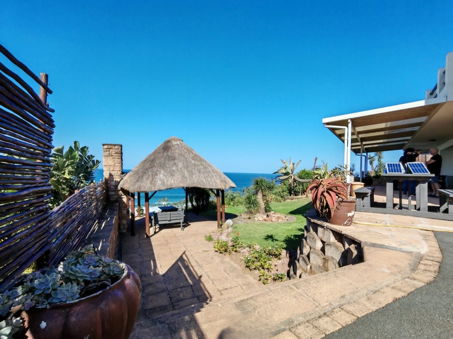 8 Bedroom Property for Sale in Ocean View KwaZulu-Natal