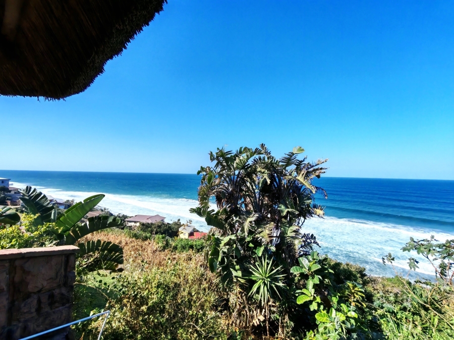 8 Bedroom Property for Sale in Ocean View KwaZulu-Natal