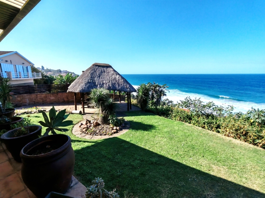 8 Bedroom Property for Sale in Ocean View KwaZulu-Natal