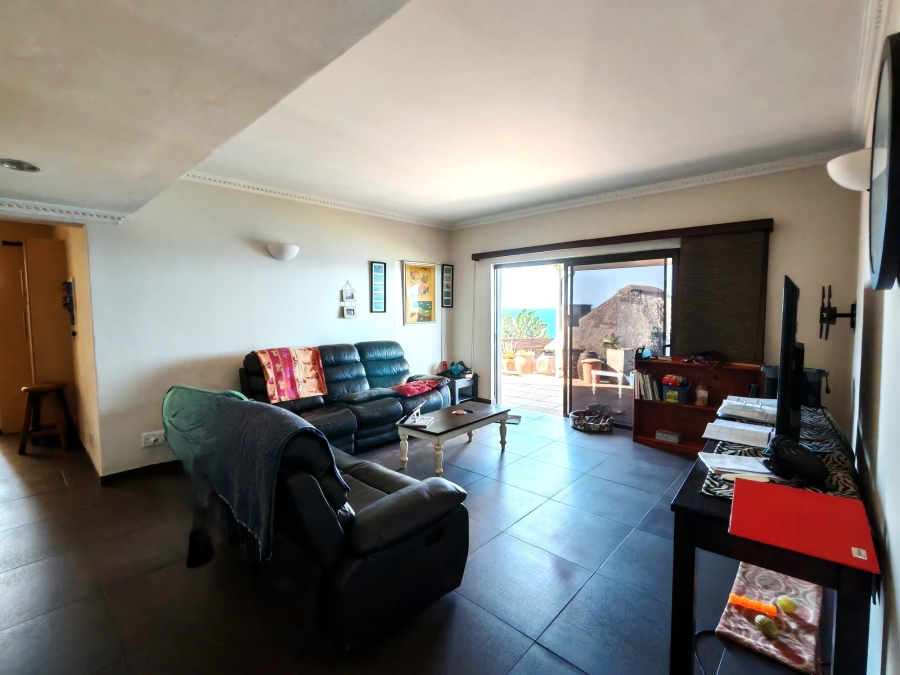 8 Bedroom Property for Sale in Ocean View KwaZulu-Natal
