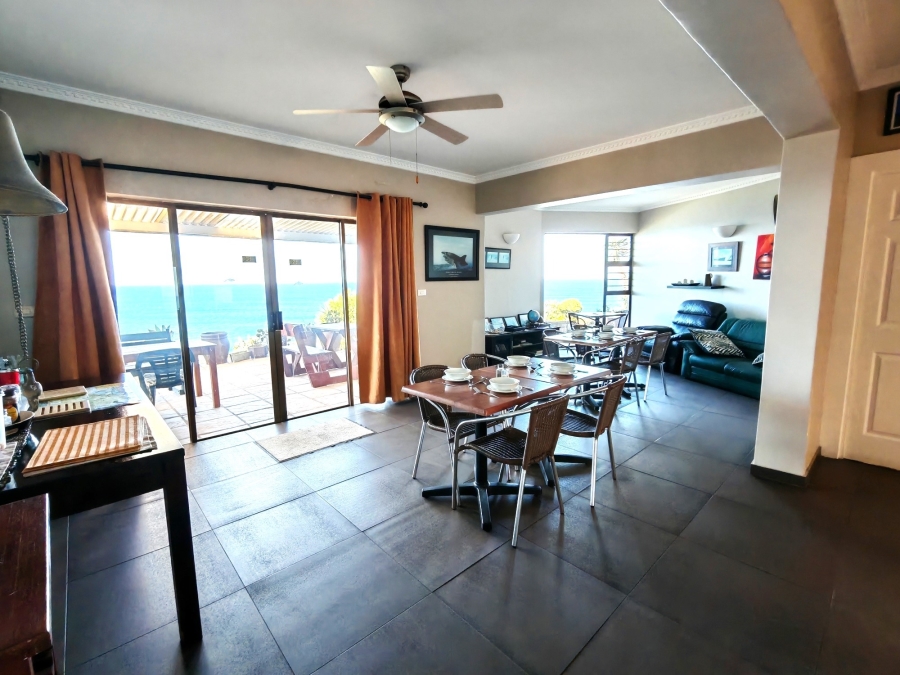 8 Bedroom Property for Sale in Ocean View KwaZulu-Natal