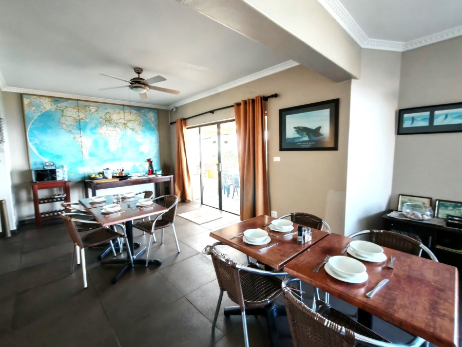 8 Bedroom Property for Sale in Ocean View KwaZulu-Natal