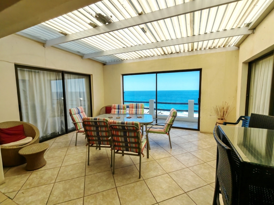 8 Bedroom Property for Sale in Ocean View KwaZulu-Natal
