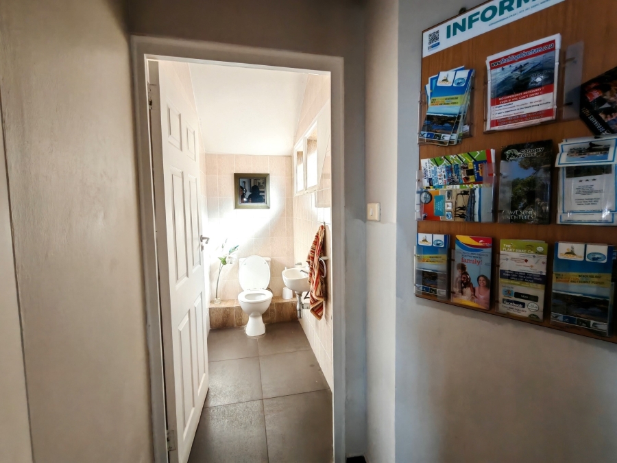 8 Bedroom Property for Sale in Ocean View KwaZulu-Natal