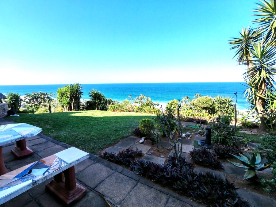8 Bedroom Property for Sale in Ocean View KwaZulu-Natal