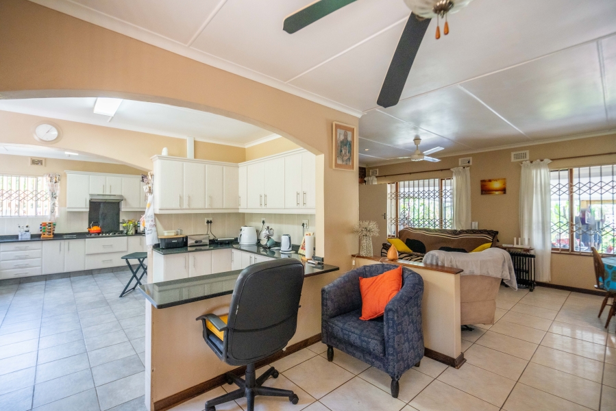 To Let 5 Bedroom Property for Rent in New Germany KwaZulu-Natal