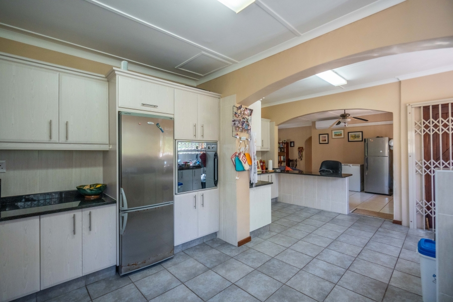 To Let 5 Bedroom Property for Rent in New Germany KwaZulu-Natal