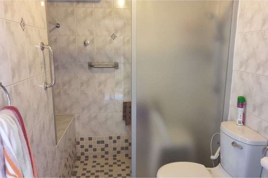 1 Bedroom Property for Sale in North Beach KwaZulu-Natal