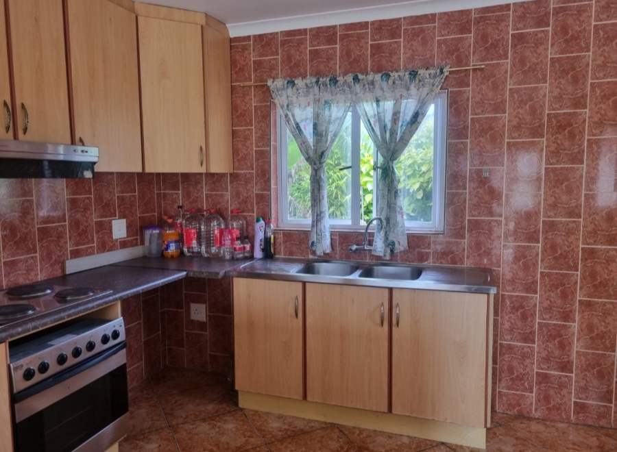 To Let 2 Bedroom Property for Rent in Somerset Park KwaZulu-Natal