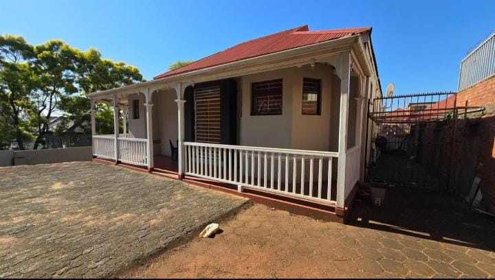 7 Bedroom Property for Sale in Glenwood KwaZulu-Natal