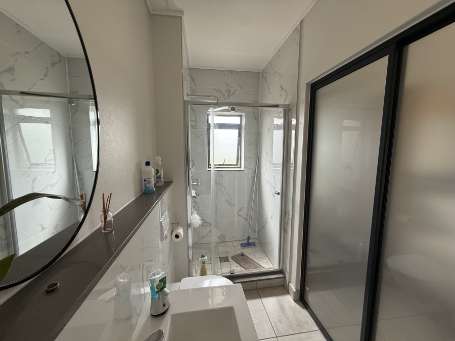 To Let 2 Bedroom Property for Rent in Izinga KwaZulu-Natal