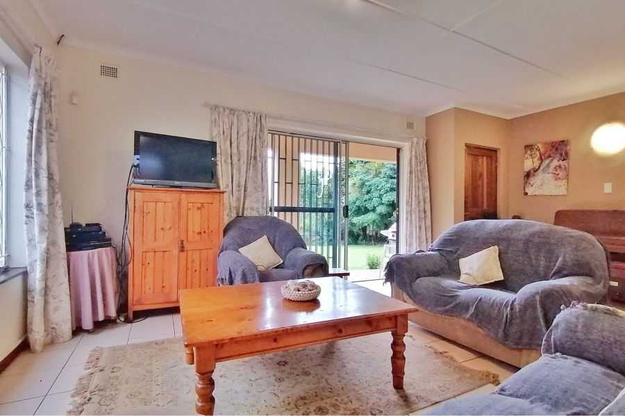 To Let 3 Bedroom Property for Rent in Leonard KwaZulu-Natal