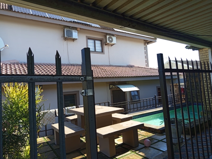 4 Bedroom Property for Sale in Woodview KwaZulu-Natal